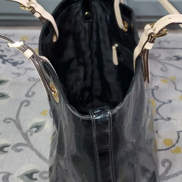 Michael Kors Black Patent Tote and Estee Lauder Bag⚜️🖤⚜️ - Picture 6 of 13
